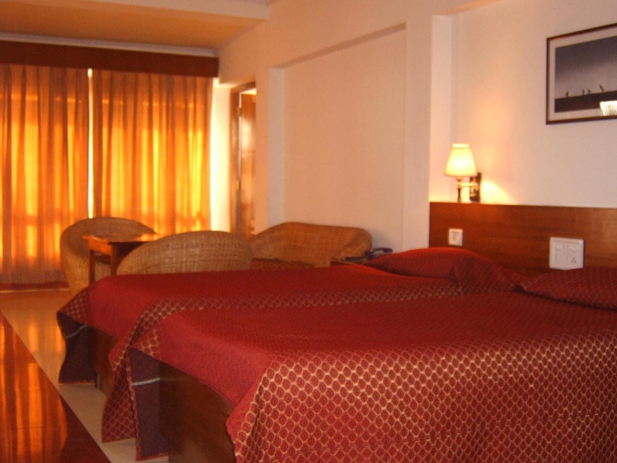 Marina'S Motel Bagdogra Exterior photo