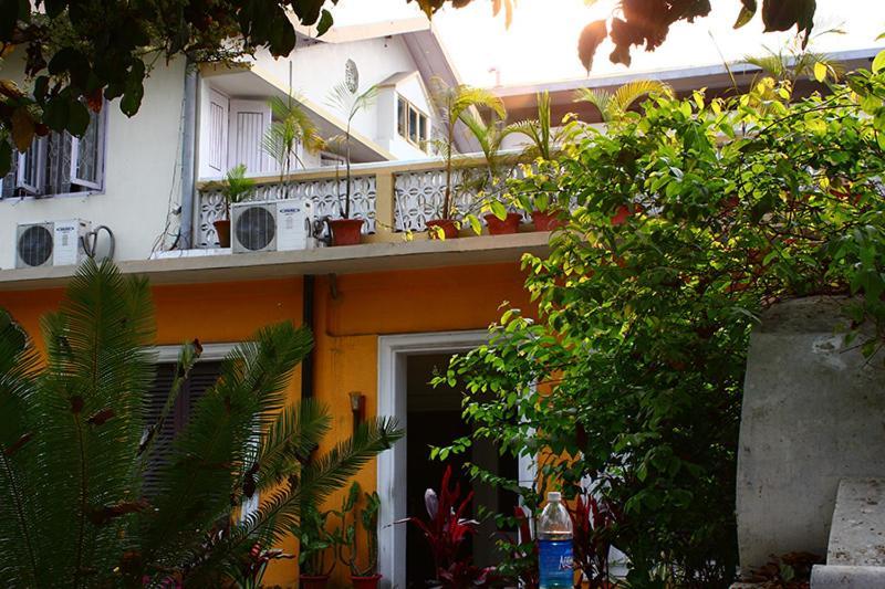 Marina'S Motel Bagdogra Exterior photo